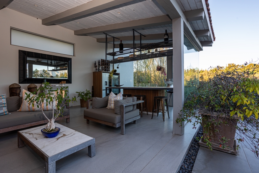 4 Bedroom Property for Sale in Winelands Western Cape